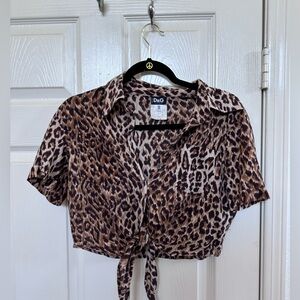 Dolce and gabbana cheetah crop